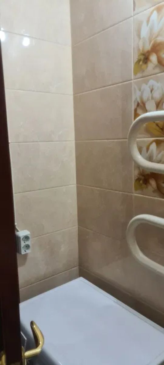 1838982317869890