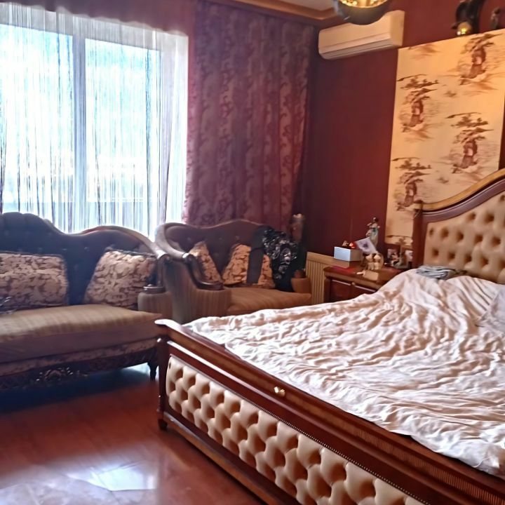 1833285624174891