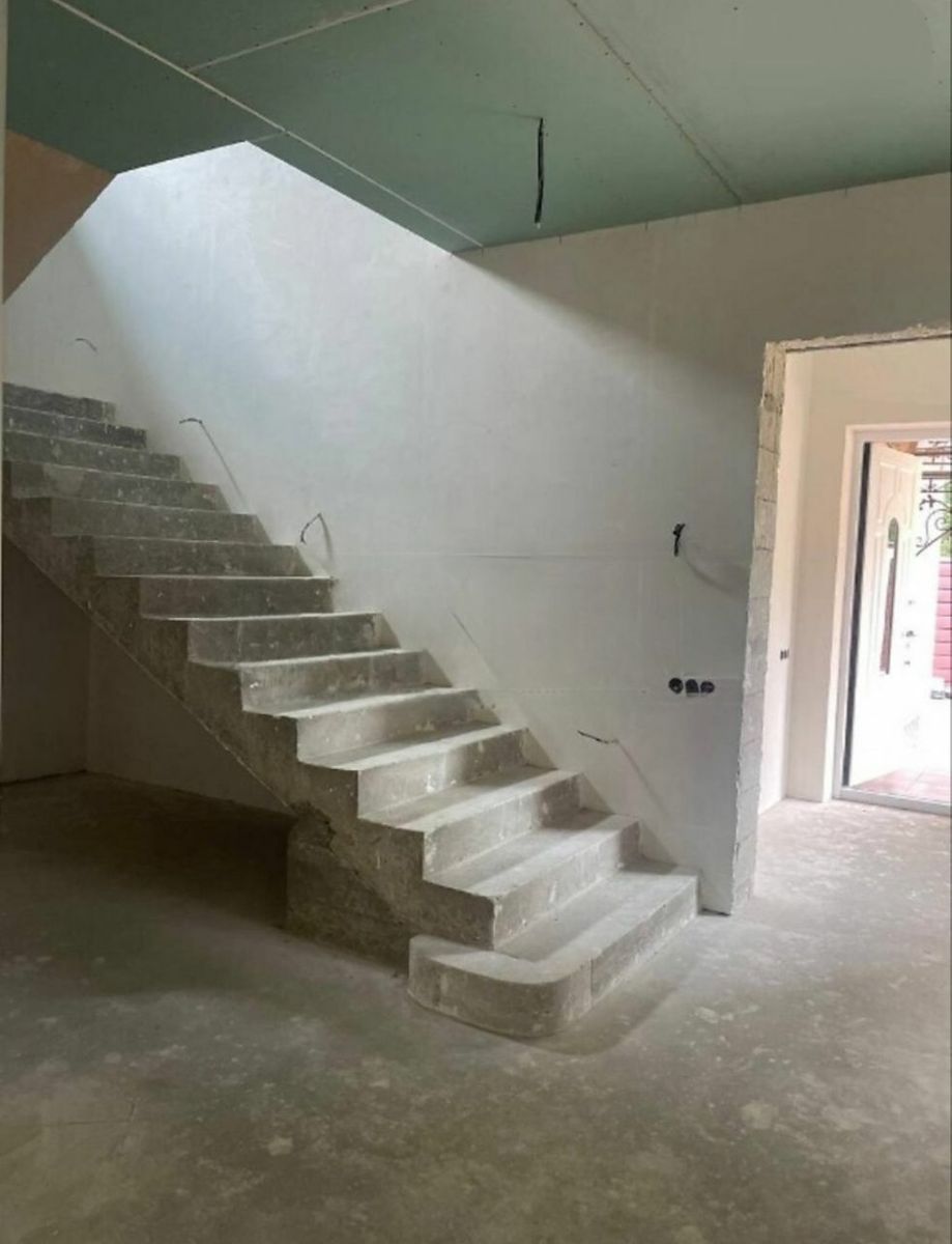 1838210030415891
