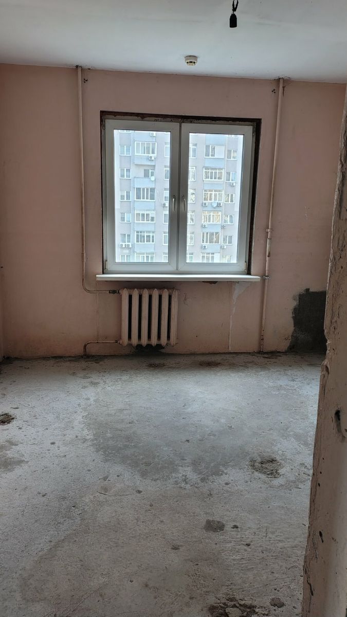 1833031276597892