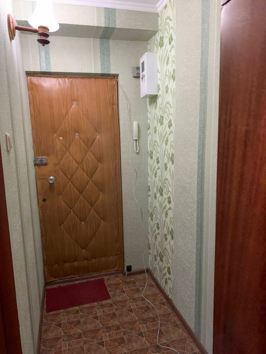 1836197756506892