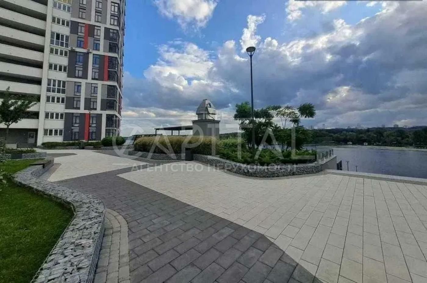 1836617214018893
