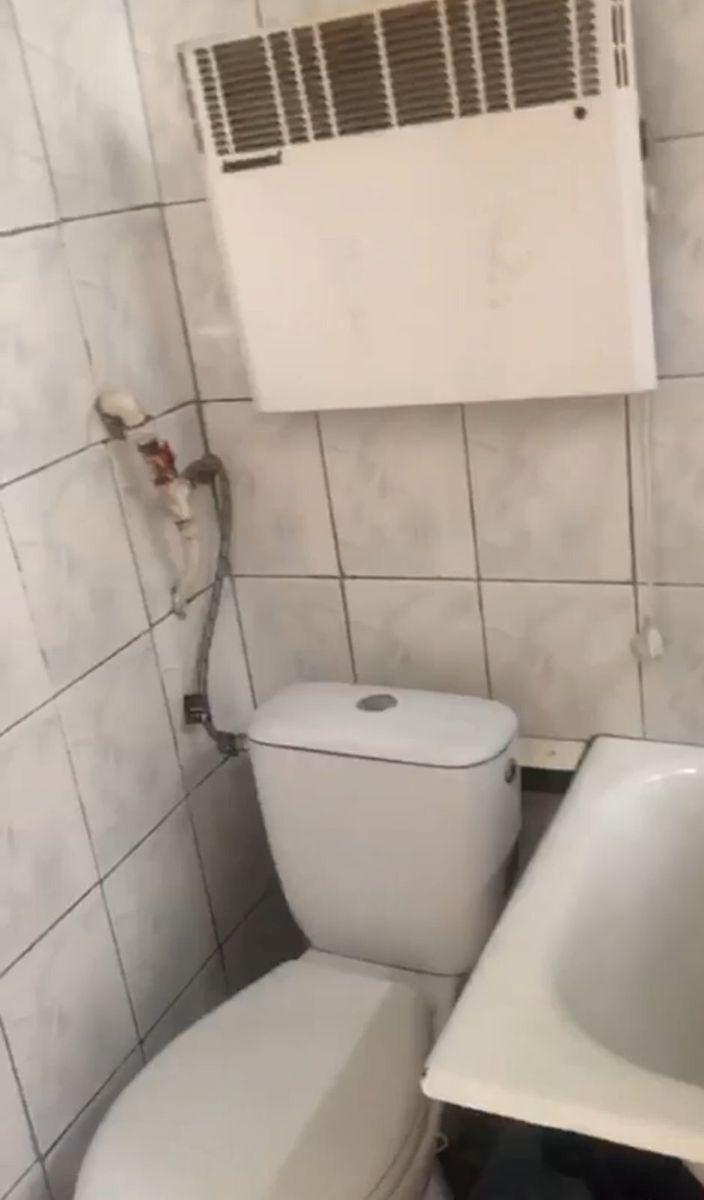 1839284911301893