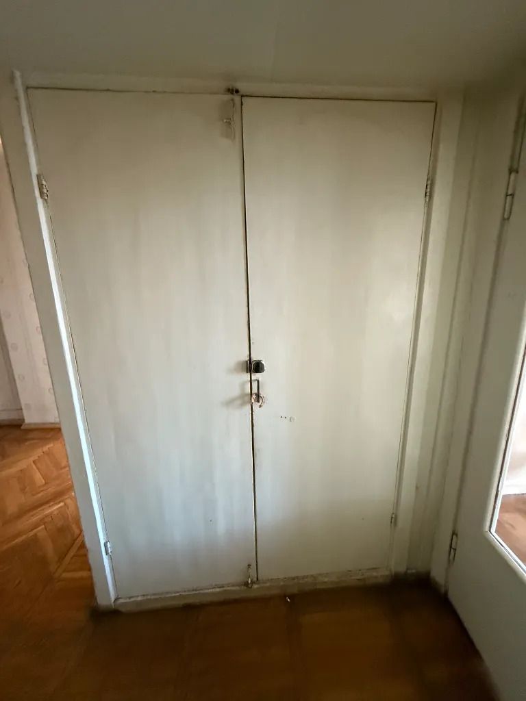 1836618376960896