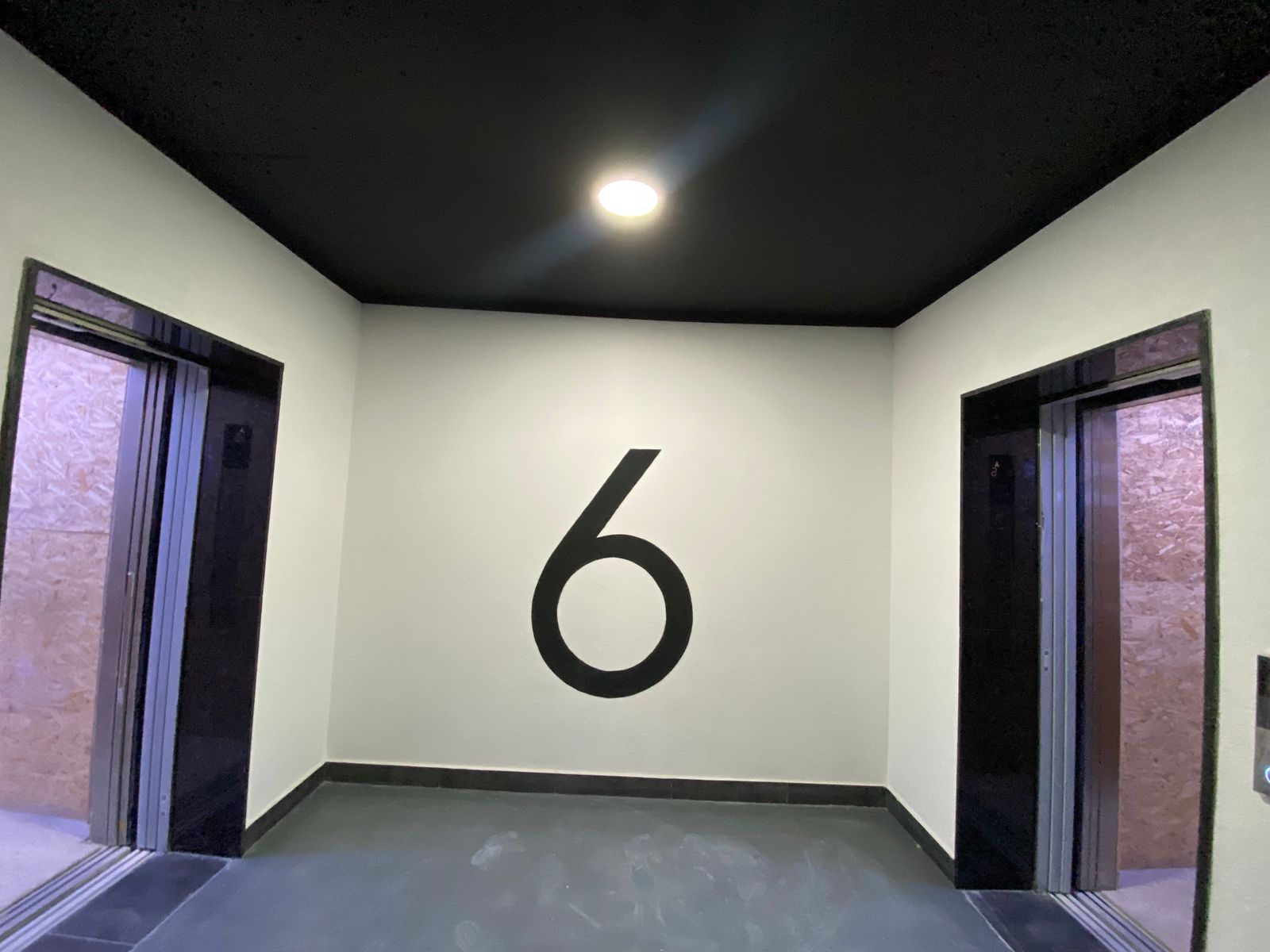 1831411664519897