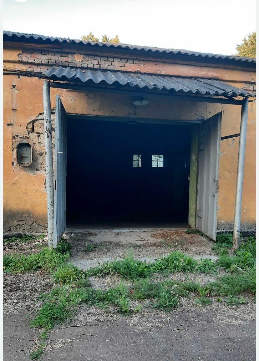 1835174760425897