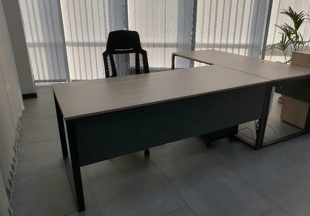 1835997742617897