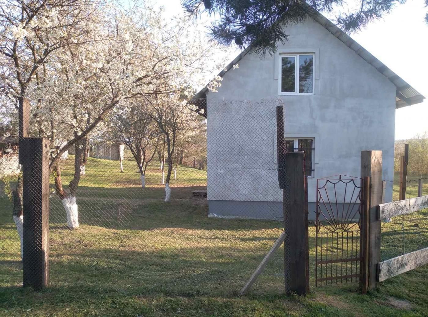 1839069659379898