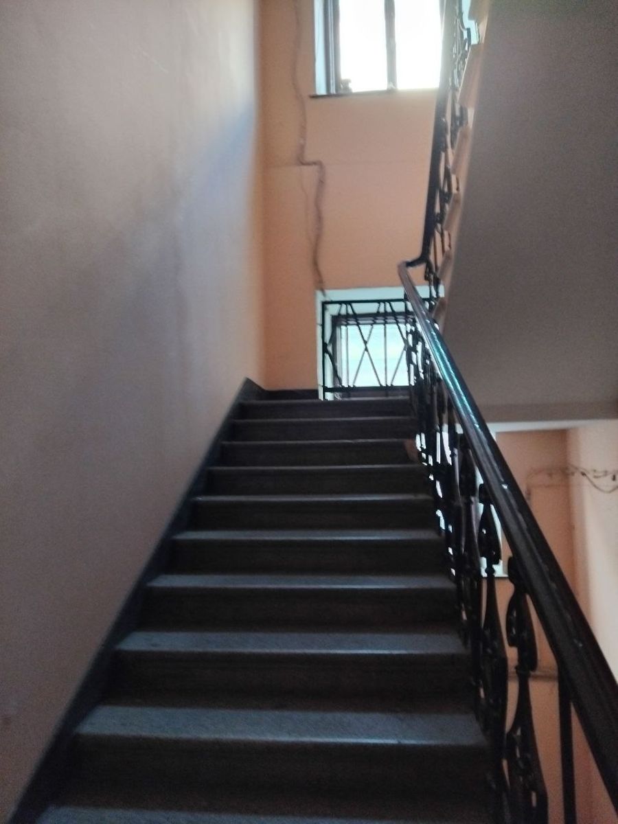 1840072222673899