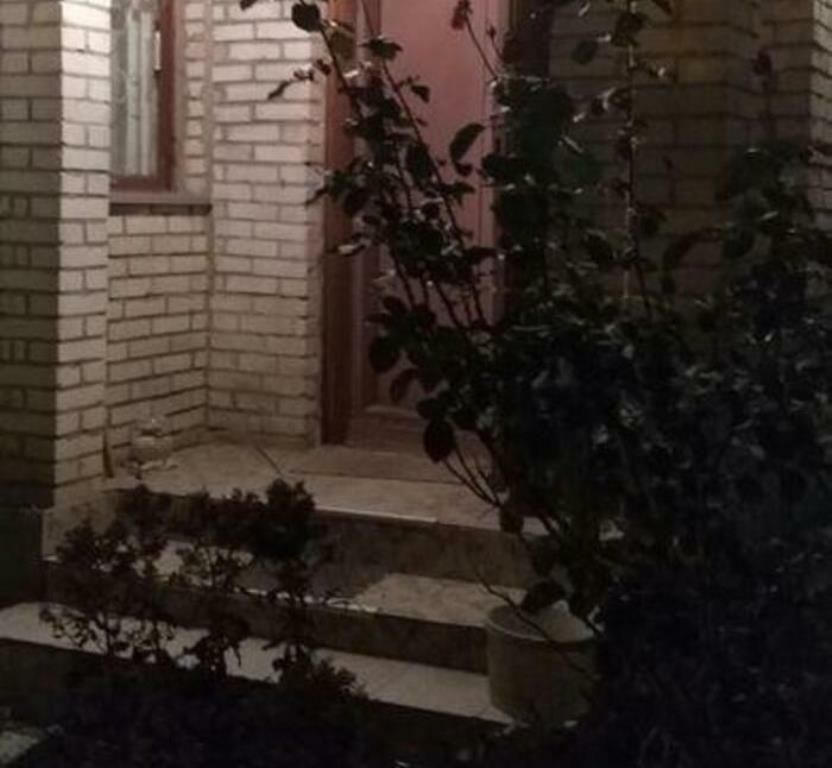 1813182011943009