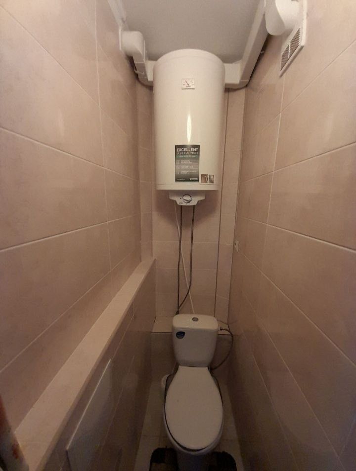 1837093807243090