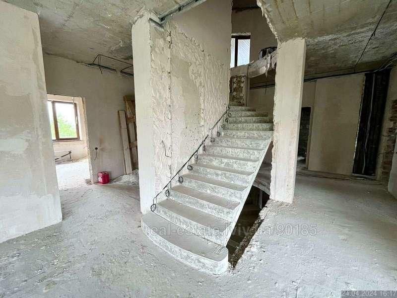 1815798456983900