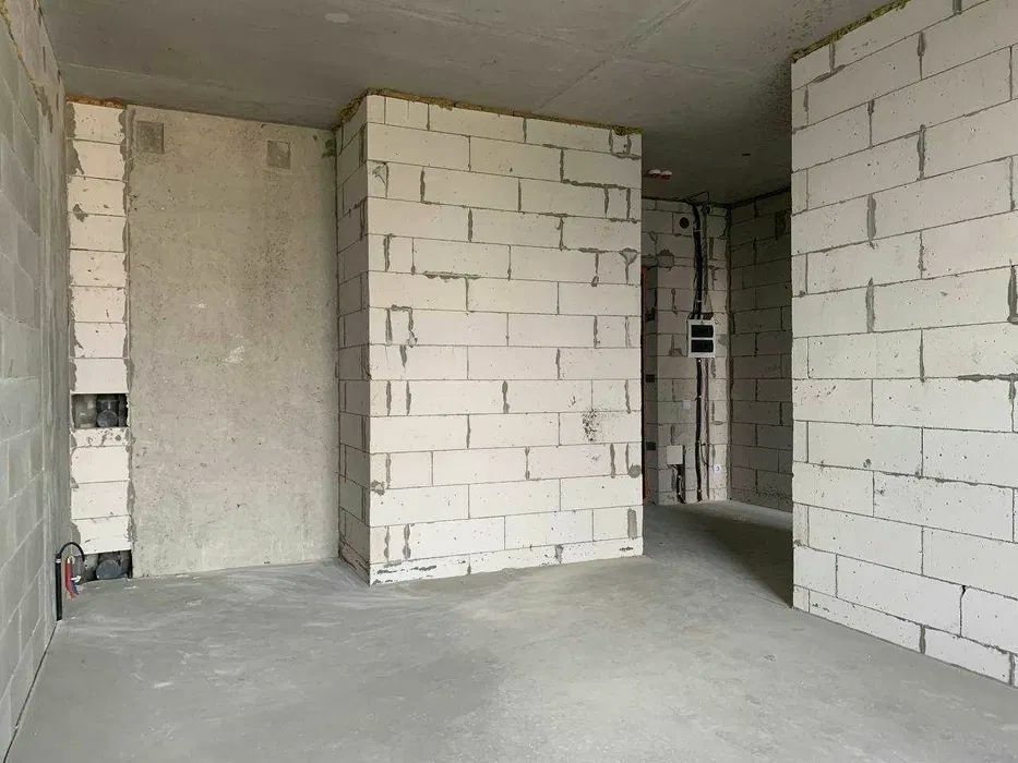 1831457836693900