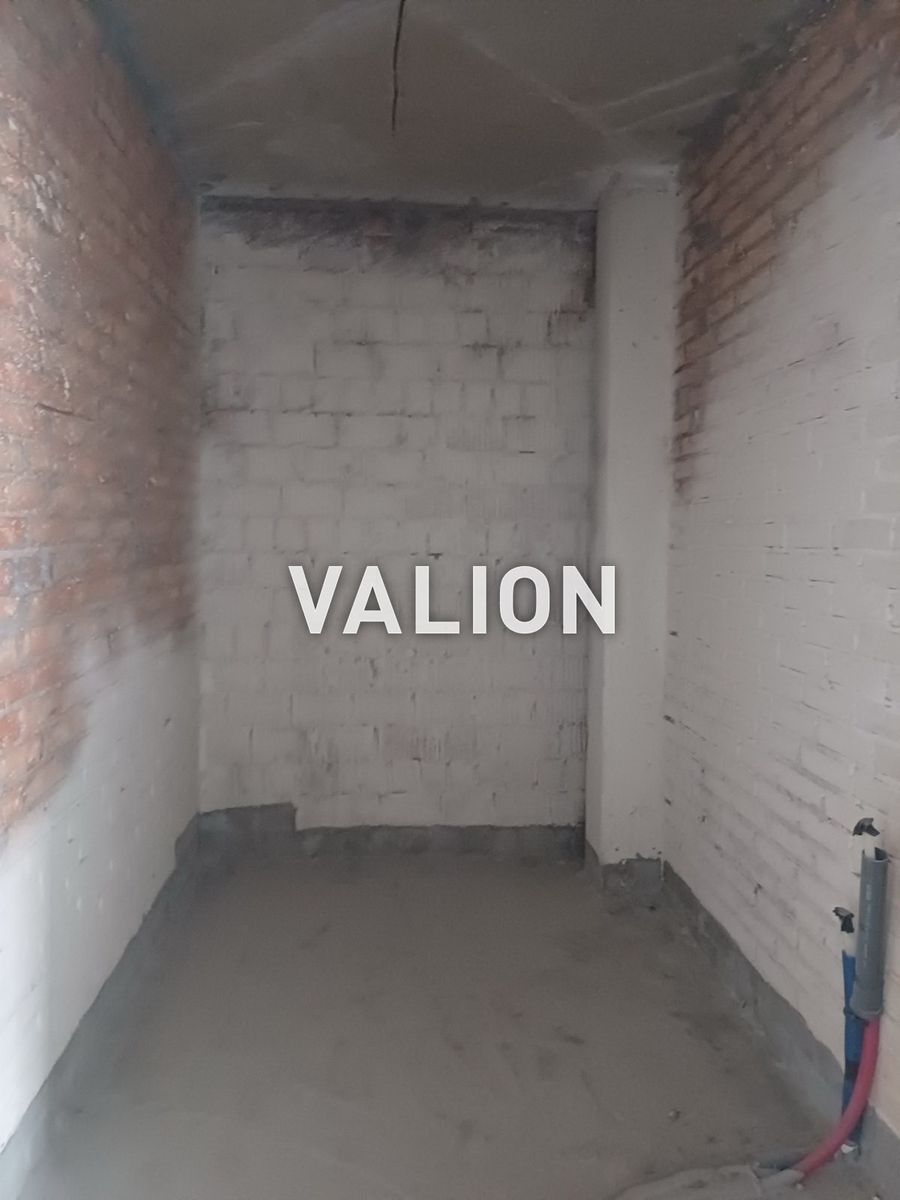 1827569213870902
