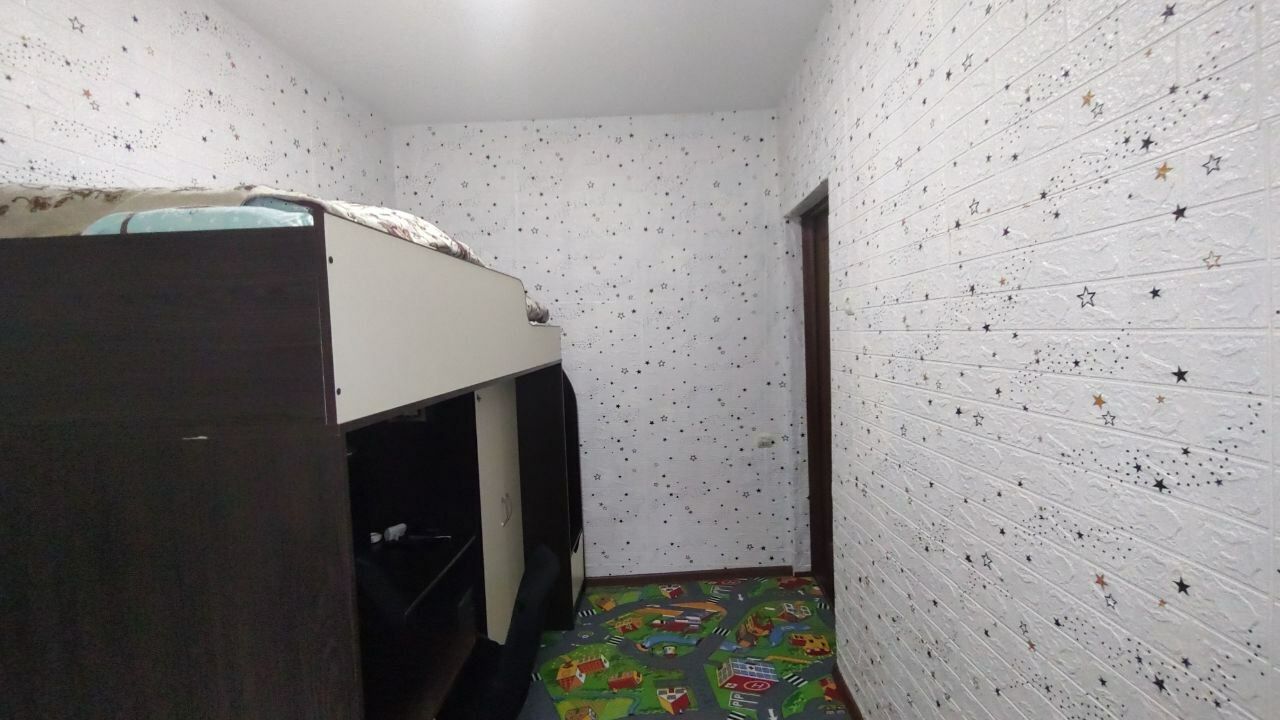 1831931434922903