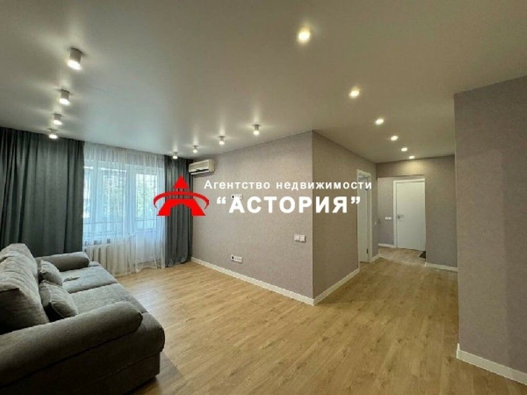 1809734893944904