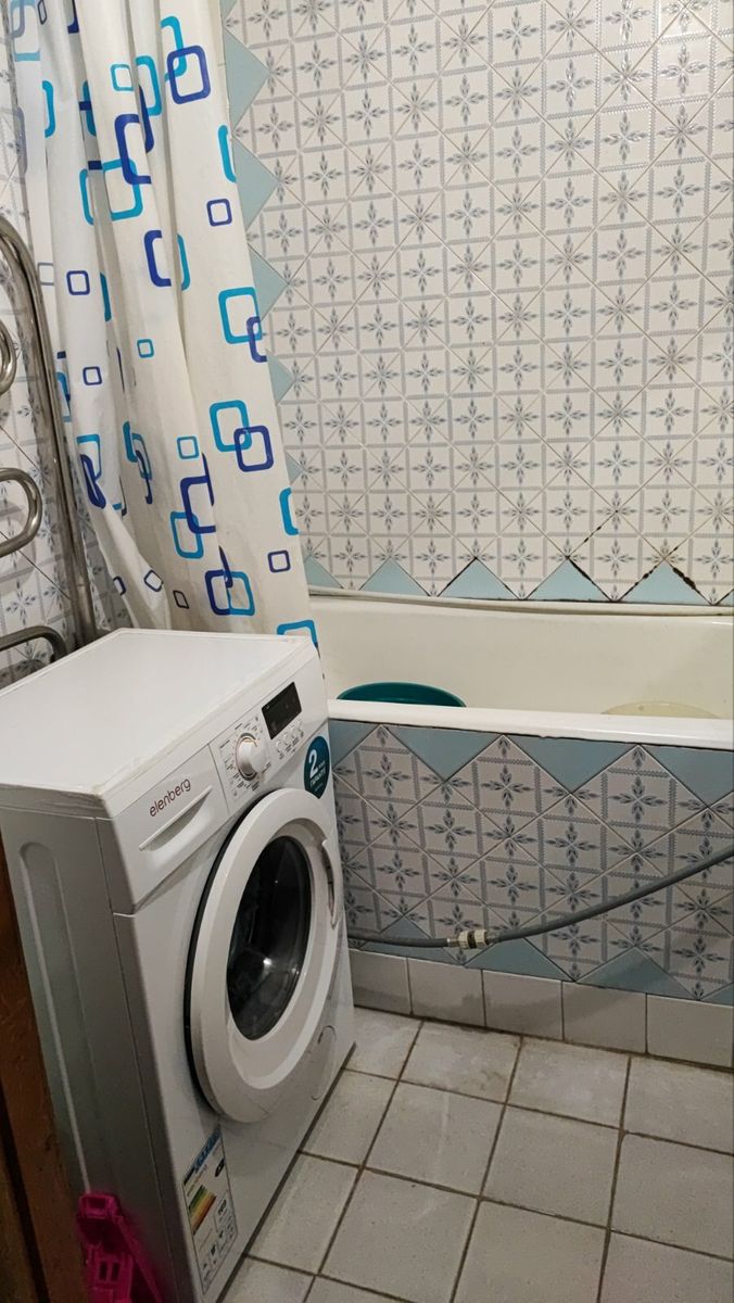 1836782712250904