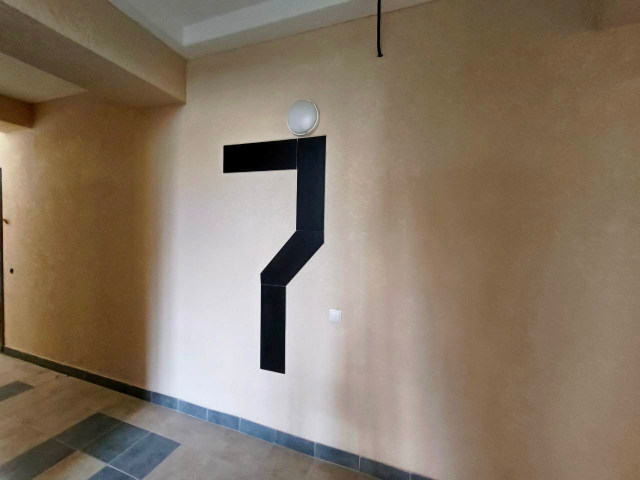 1835449396227905