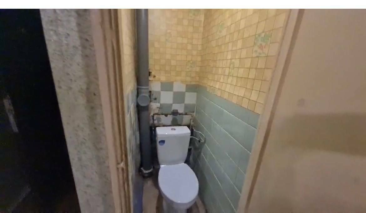 1837548125669905