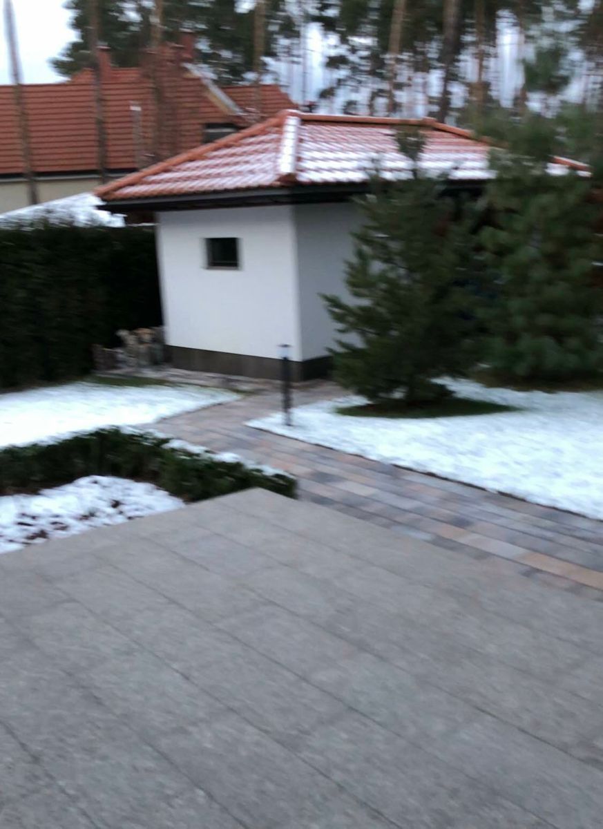 1821222368872906