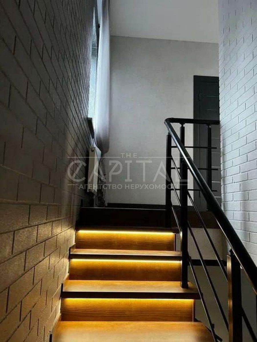 1836716382382907