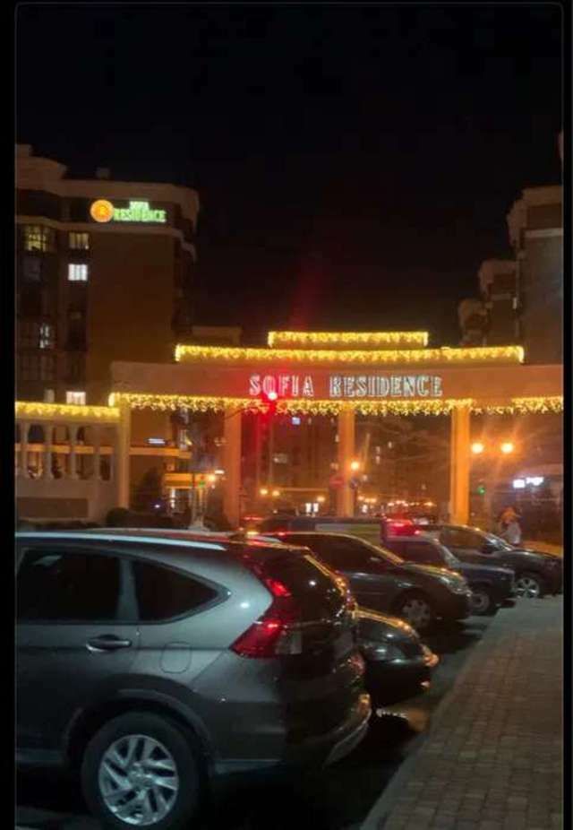 1831559474103908