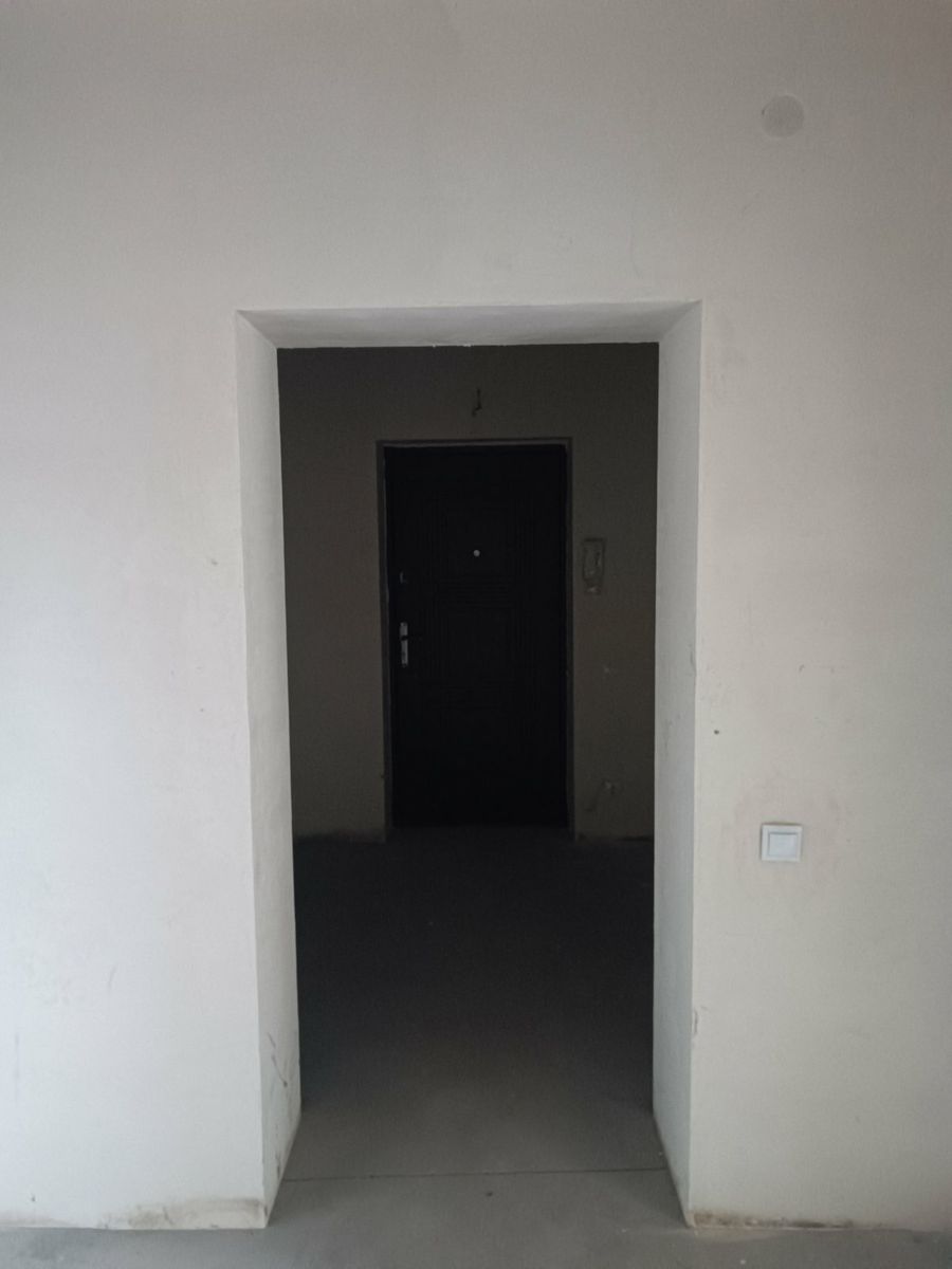 1826669403032909