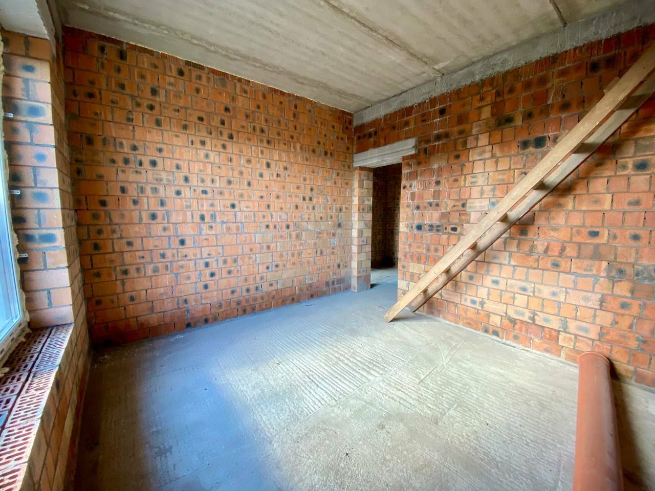 1827657909806091