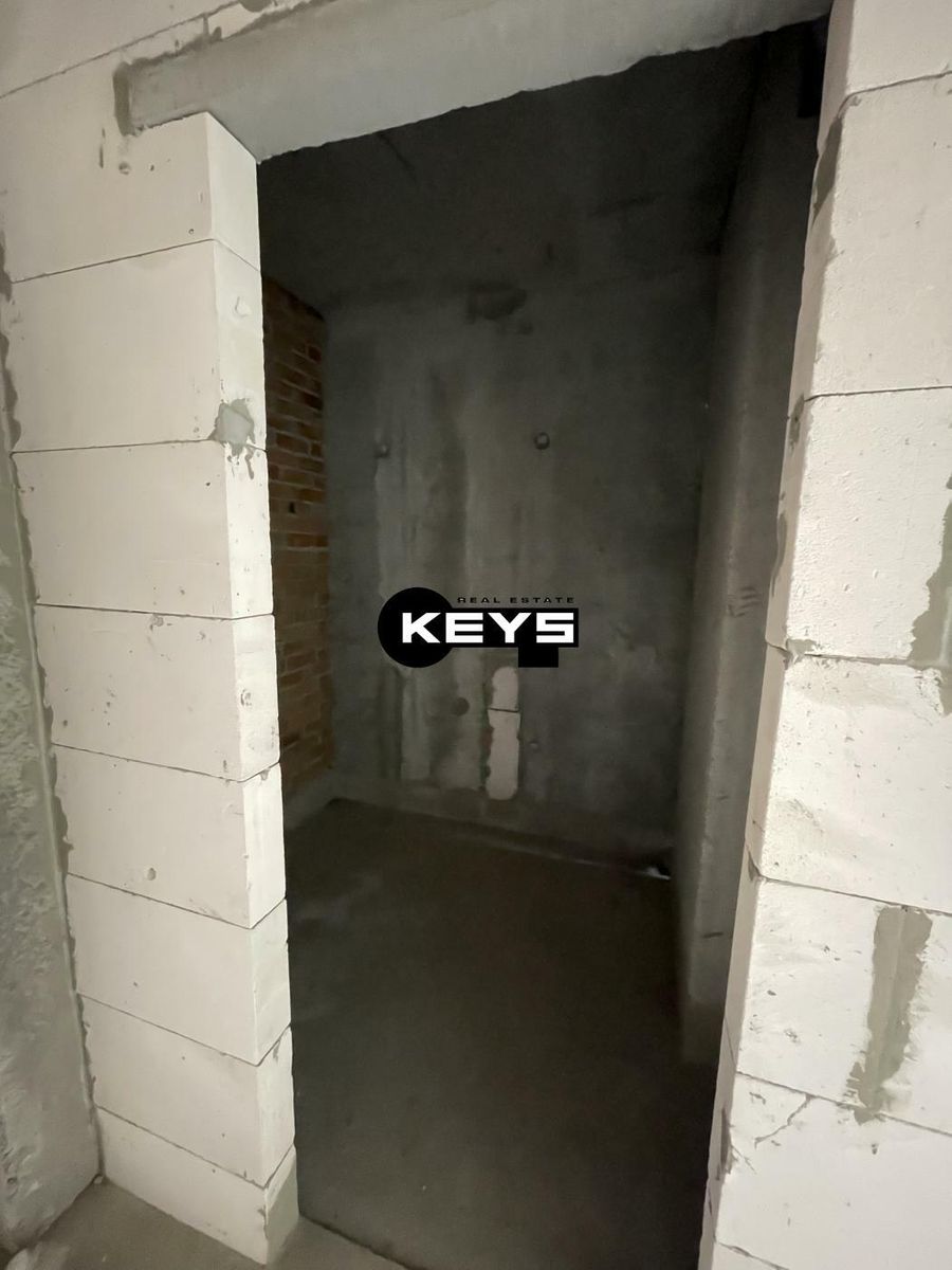 1835284415561091