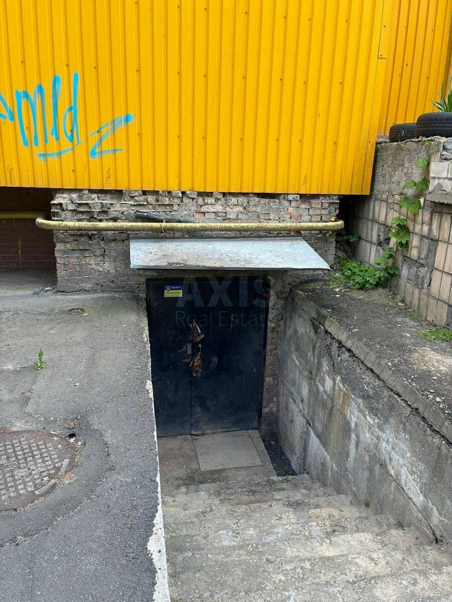 1832737453127910