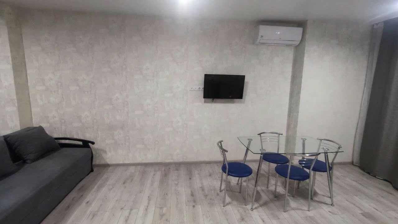 1833454563383911