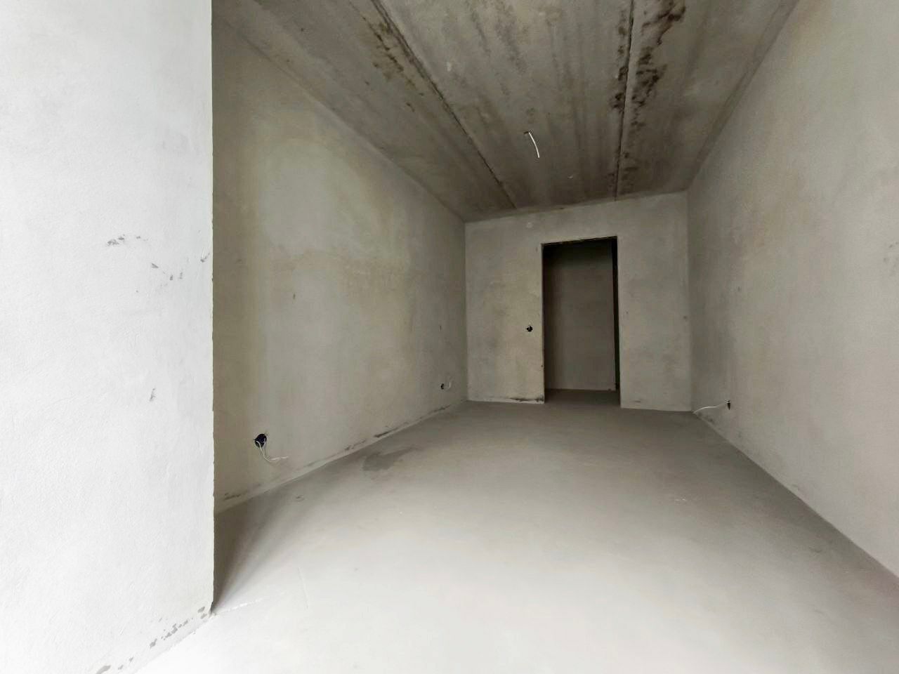 1835816677620911