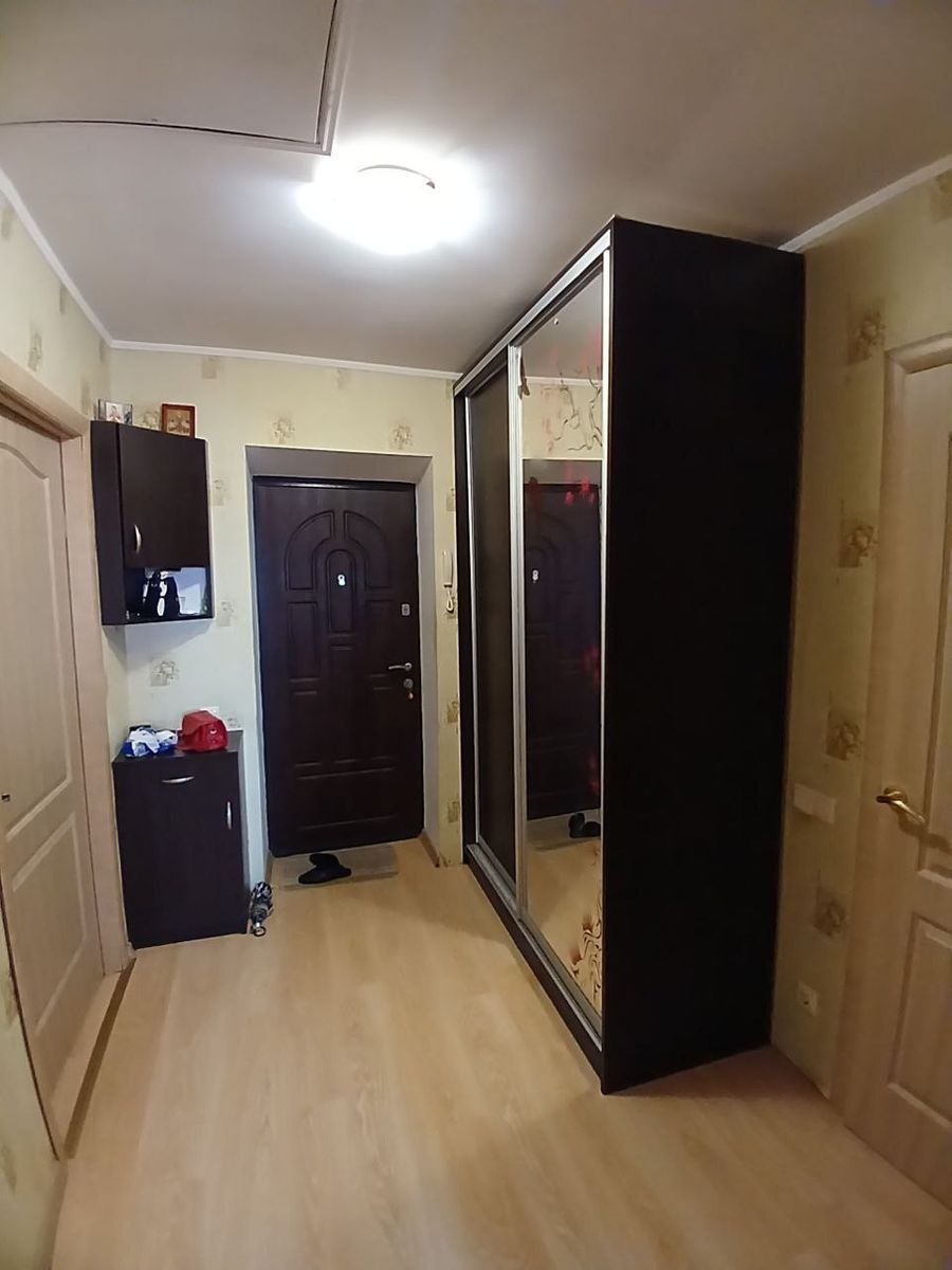 1839799760770911