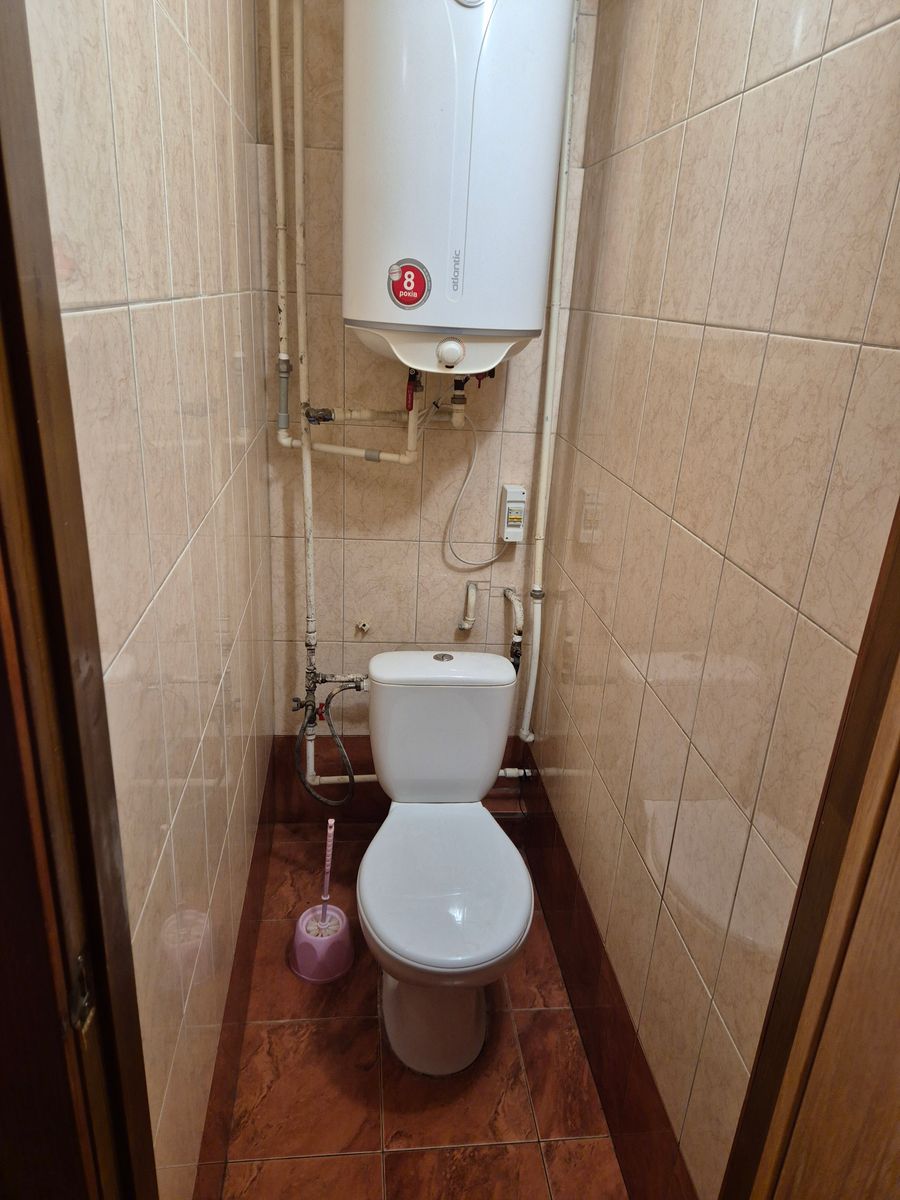 1835935143894912