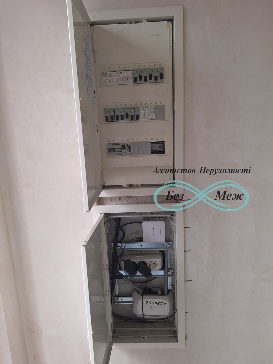 1837704434229913