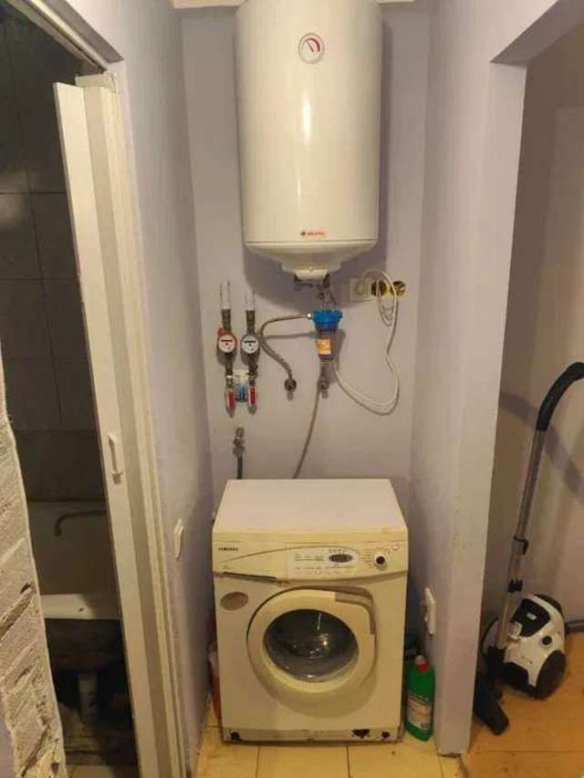 1832262795039915