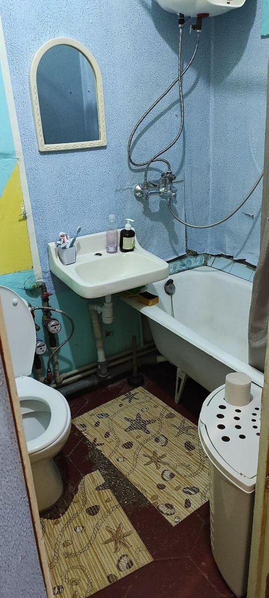 1837446317970915
