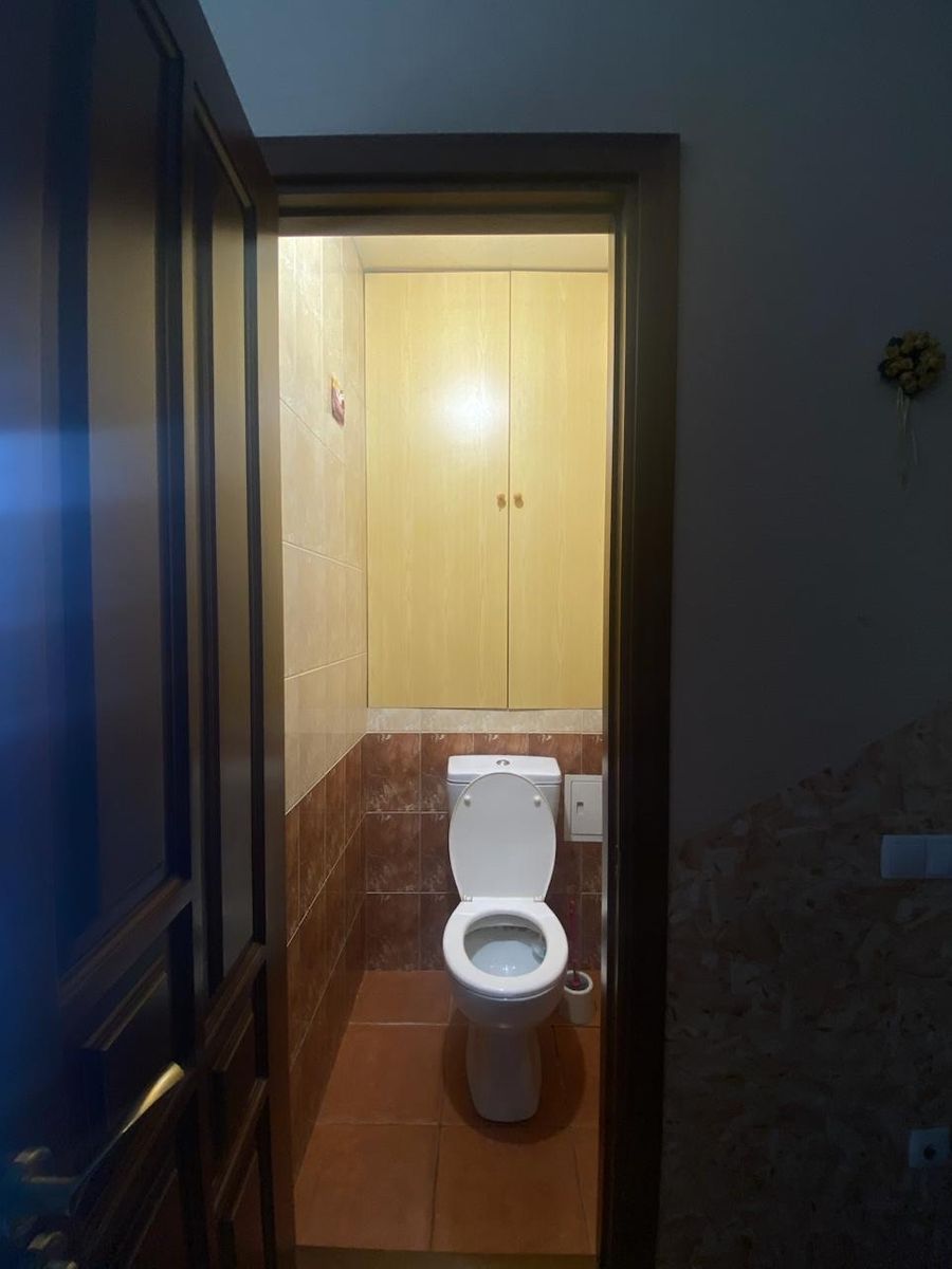 1838160548332915