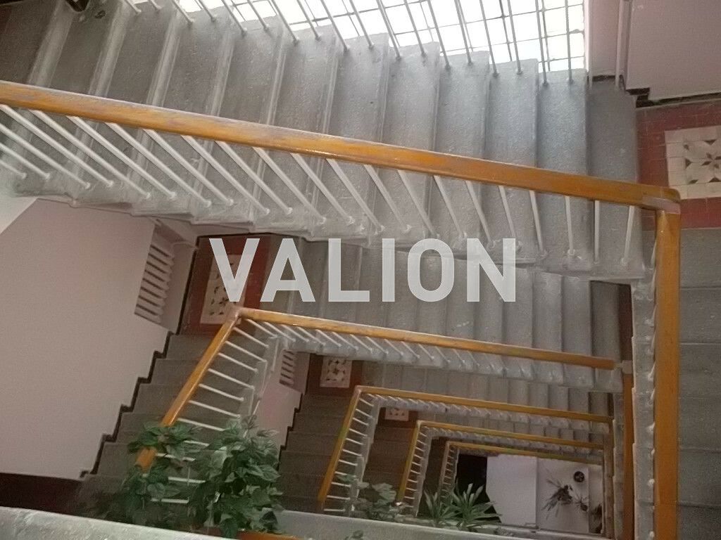 1830080330625916