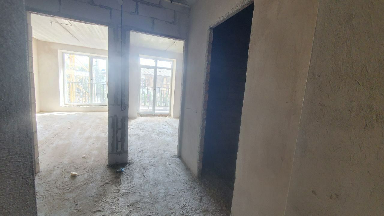 1837002628672916