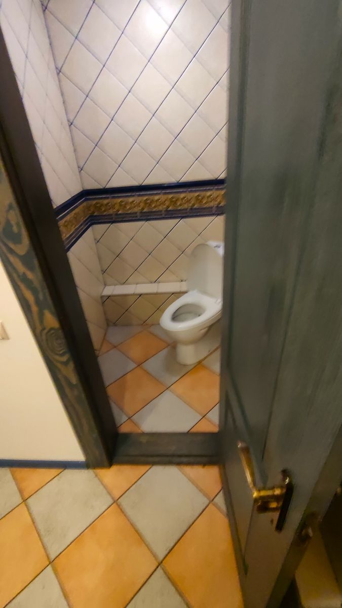 1830807824149917