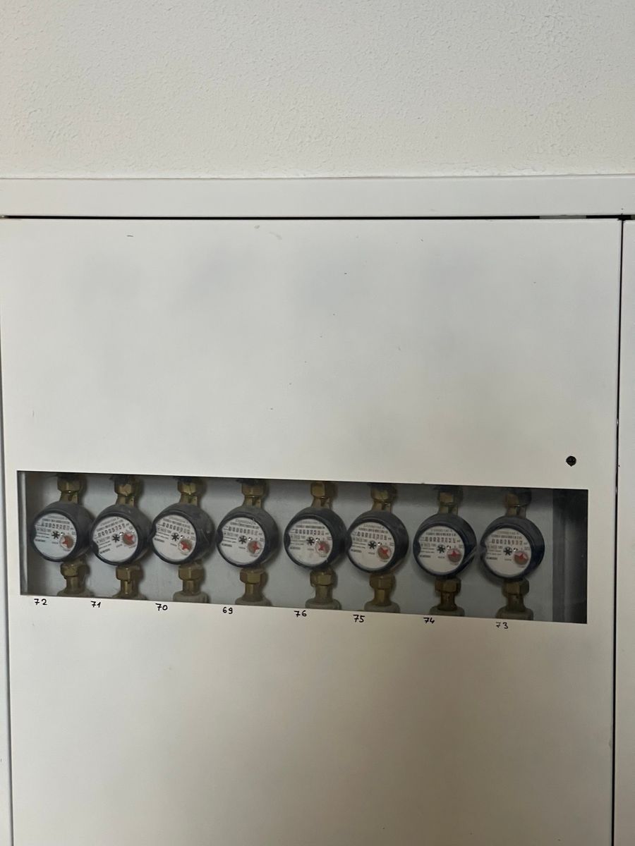 1836089551729919