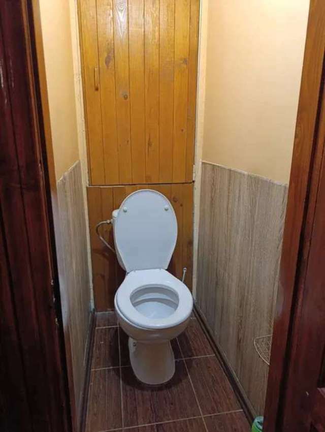 1832801411212092