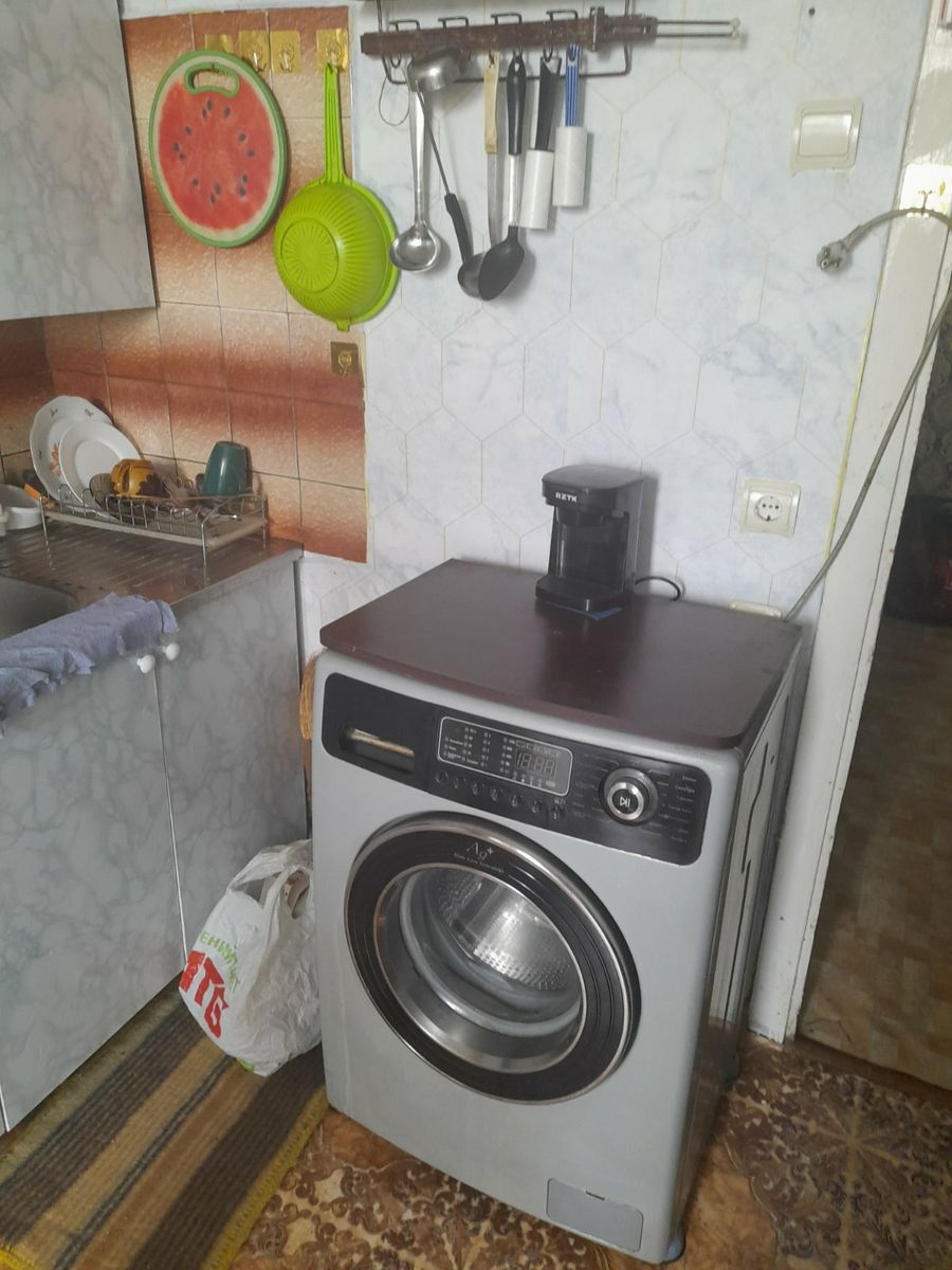 1834632835516092
