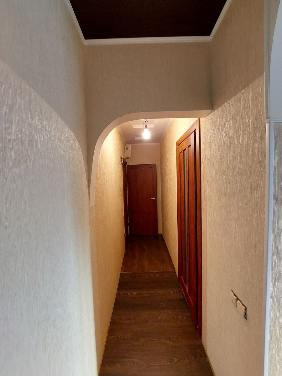 1833366660304921