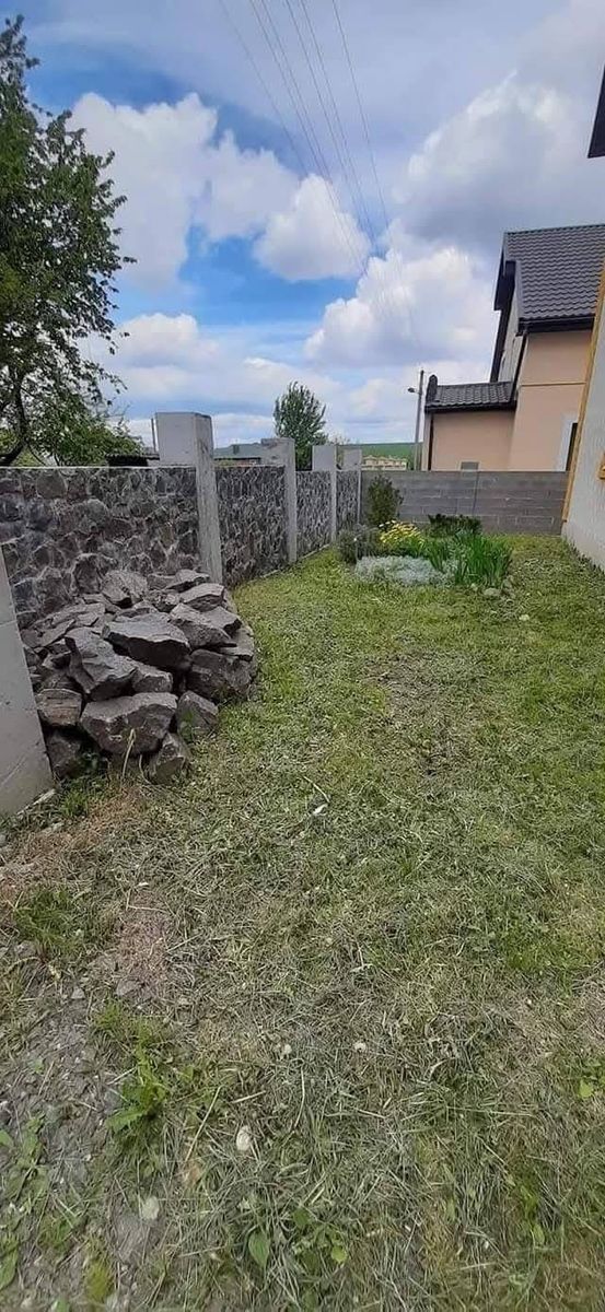 1833841442059921