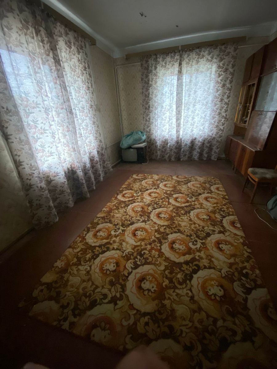 1836444658663921