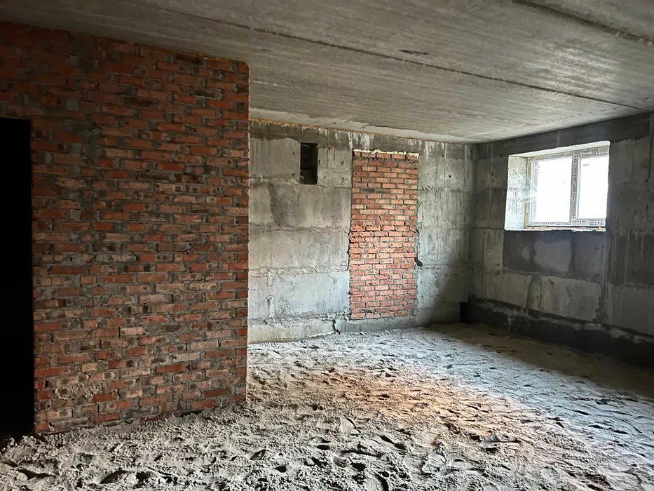 1829749955520923