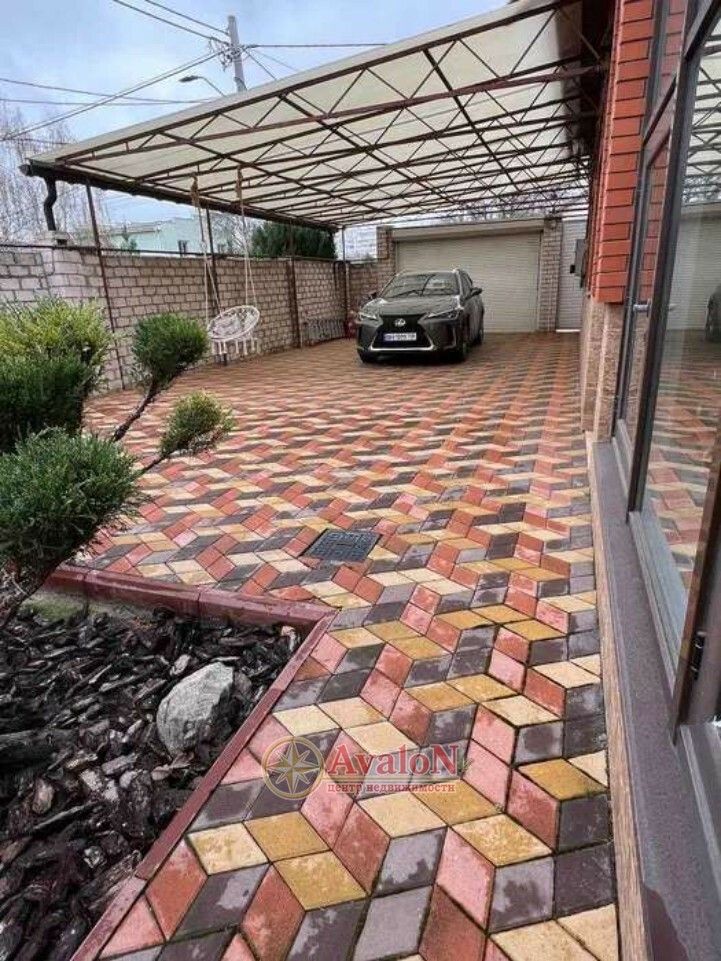 1837712720353924