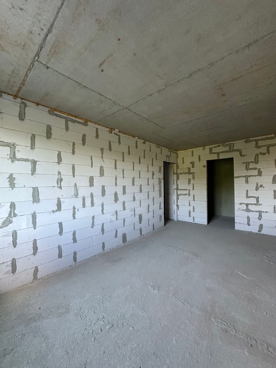 1839167124685924